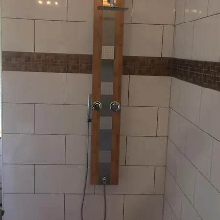 Moulin A Πανσιόν 3*