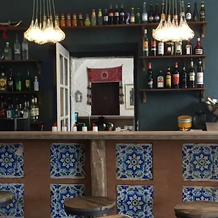 Moulin A Πανσιόν 3*